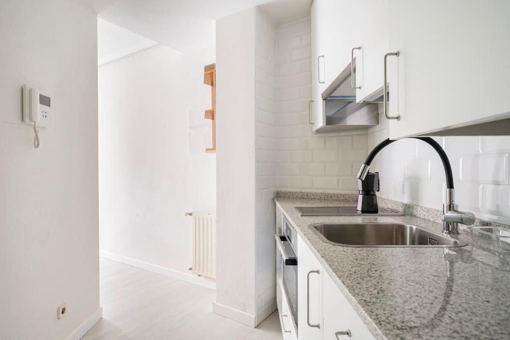 Cozy Family Apartment Tetuan/Estrecho B.M7 Madrid Exteriér fotografie